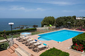 Private Beach, Large Villa Katerina with Pool also 4 Weddings!